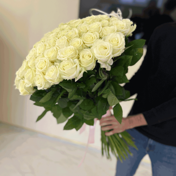 101 белая роза, лента в Феодосии