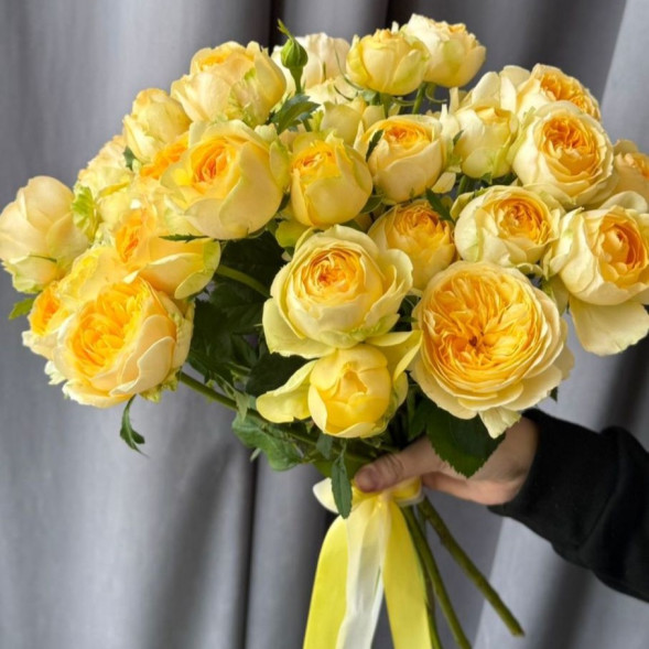 Букет 7 желтых роз в Феодосии