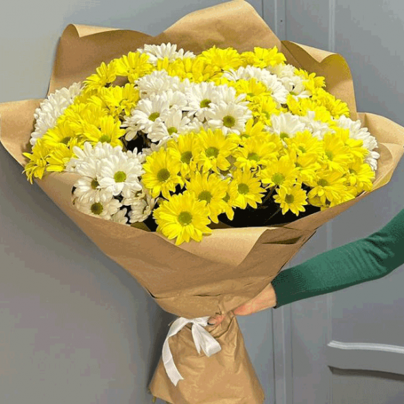 Букет 11 хризантем в Феодосии