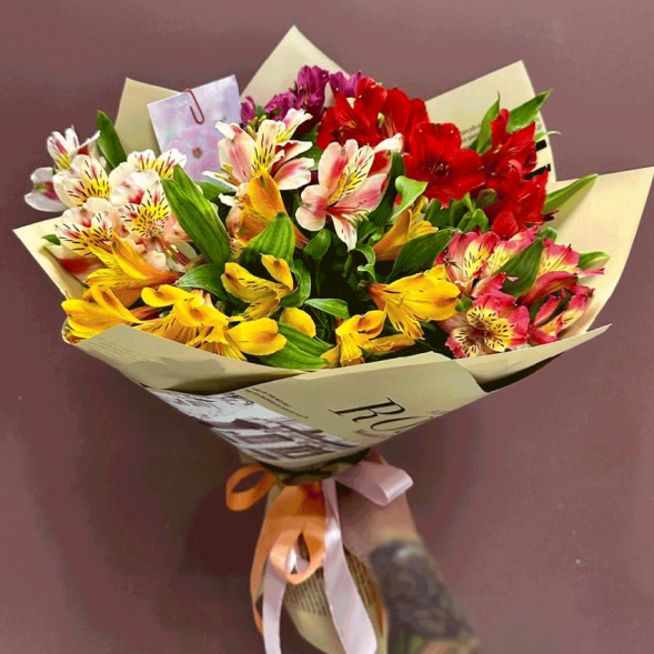 Букет 11 альстромерий в Феодосии