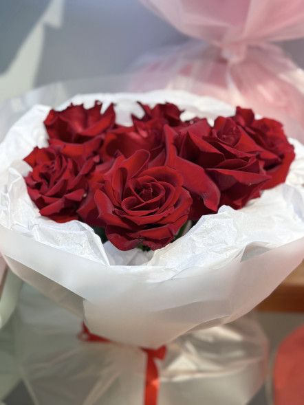 Букет из 5 французских роз в Феодосии