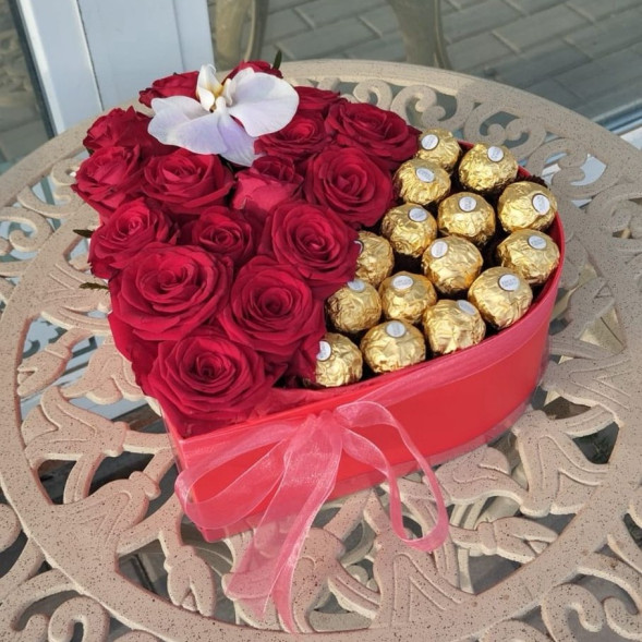 Букет Огненная страсть в Феодосии